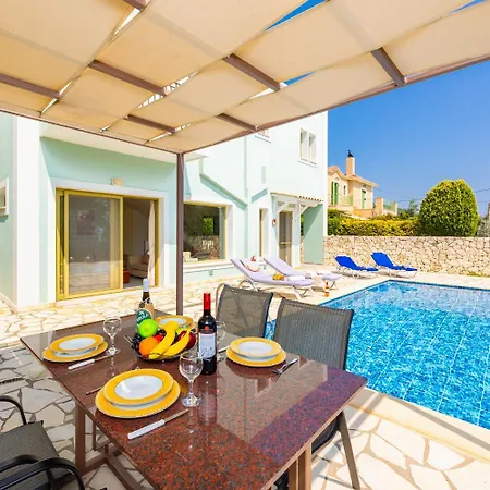 Βίλα Pinelopi Καραβόμυλος