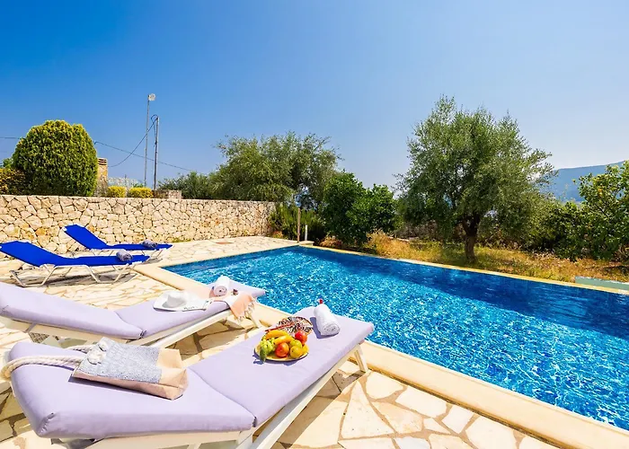 Pinelopi Villa Karavomylos